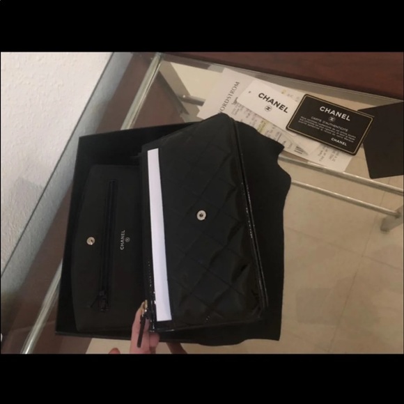 Chanel Black Patent Leather WOC Wallet on Chain - Picture 4 of 8